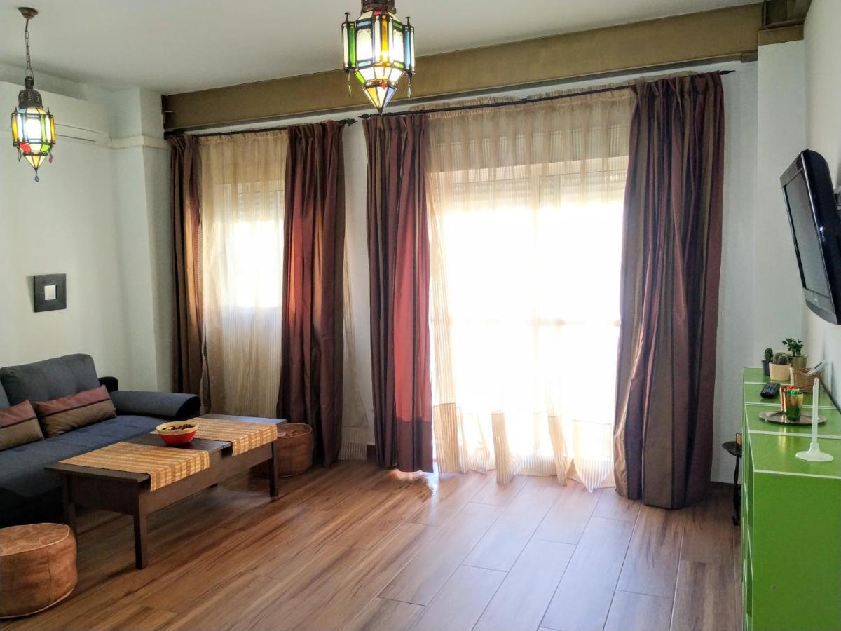 Puerta Real Apartamentos Sevilla Dış mekan fotoğraf