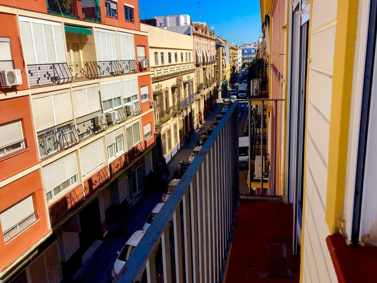 Puerta Real Apartamentos Sevilla Dış mekan fotoğraf